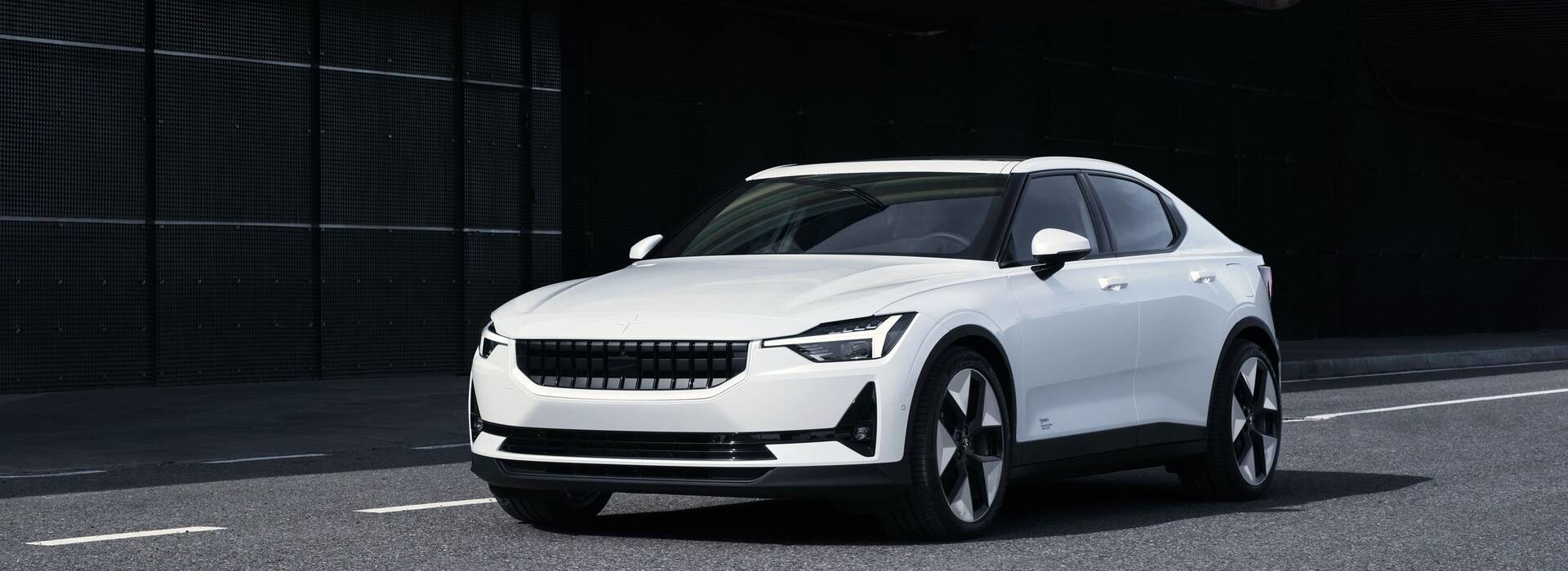 Polestar 2 - Edition 2022, Véhicule Electrique, 5 places, coupé 4 portes